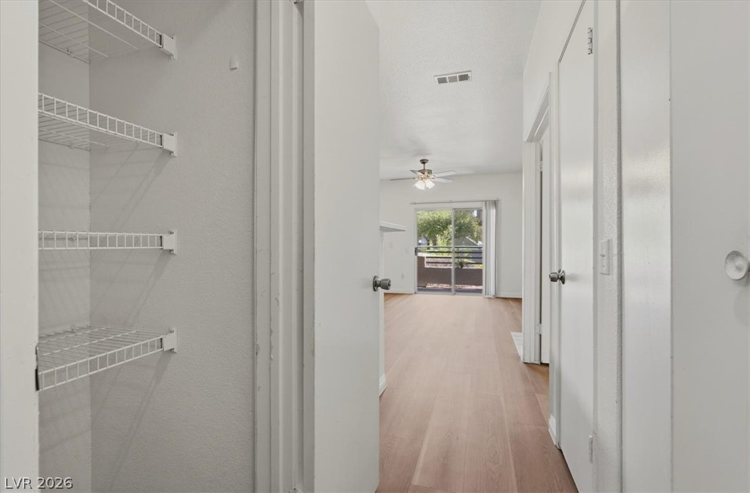 Photo 22 of 35, 5415 W Harmon Avenue #1075
