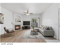 Photo 6 of 35, 5415 W Harmon Avenue #1075