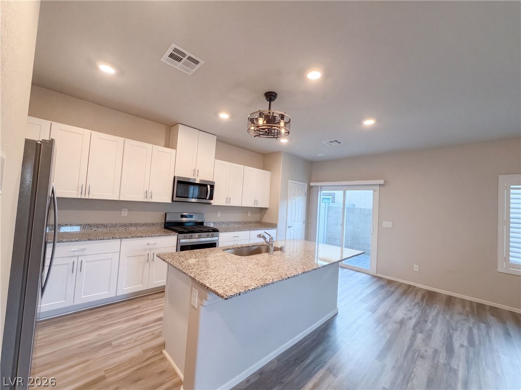 Photo 7 of 49, 7557 Brody Meadows Street