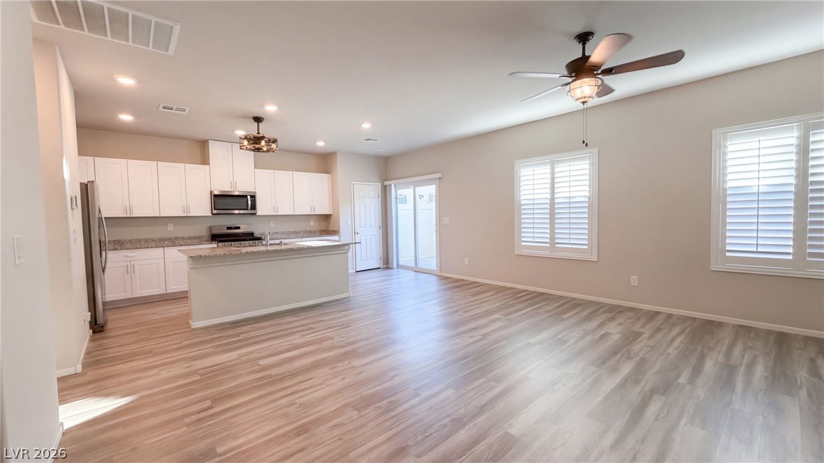Photo 13 of 49, 7557 Brody Meadows Street