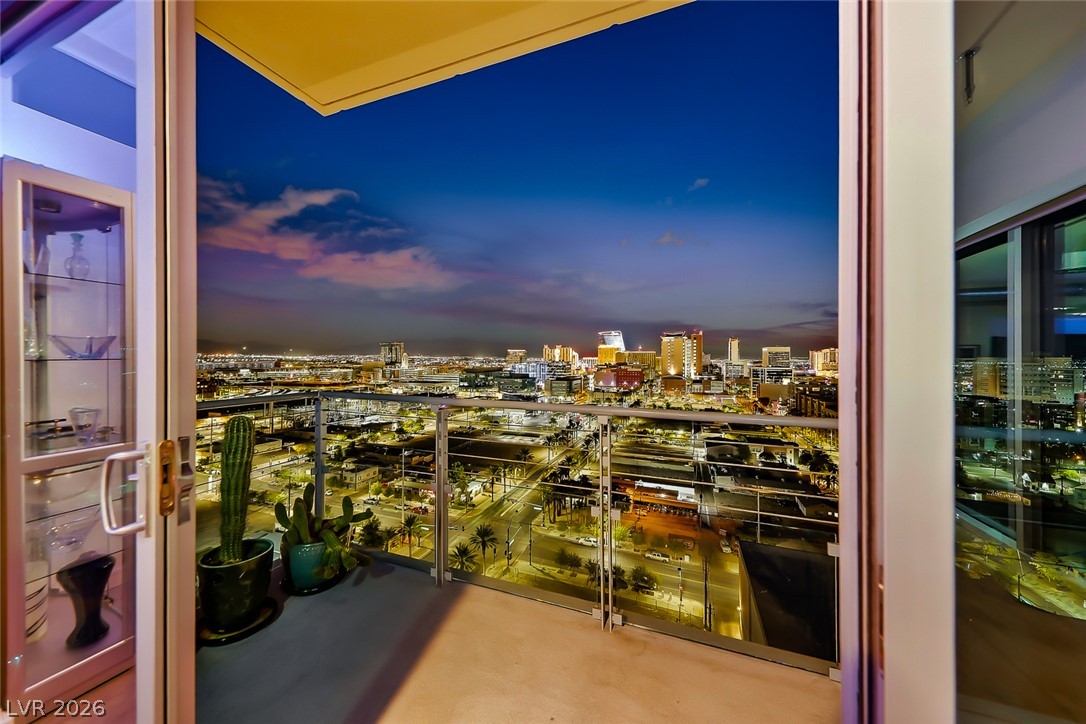Photo 67 of 97, 200 Hoover Avenue #1409