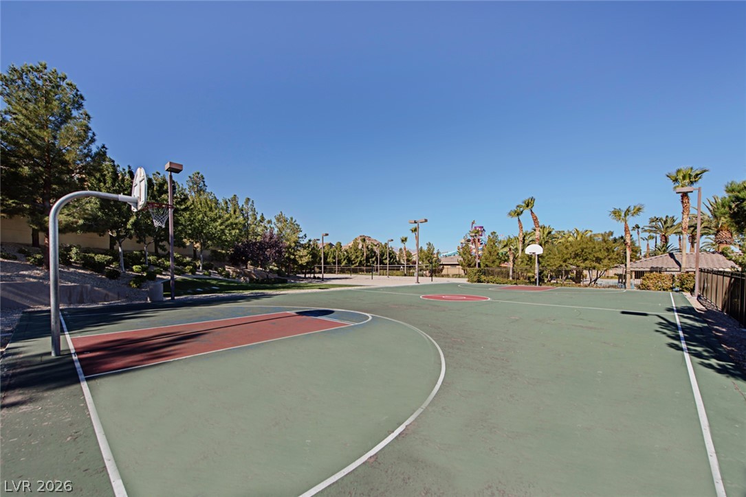 Photo 20 of 23, 149 Tree Shot Court