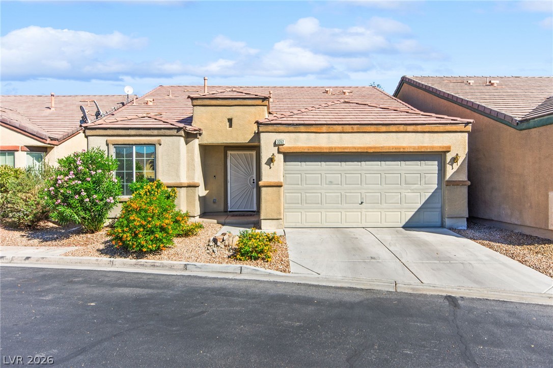 3352 Kaniksu Court, Las Vegas 89122