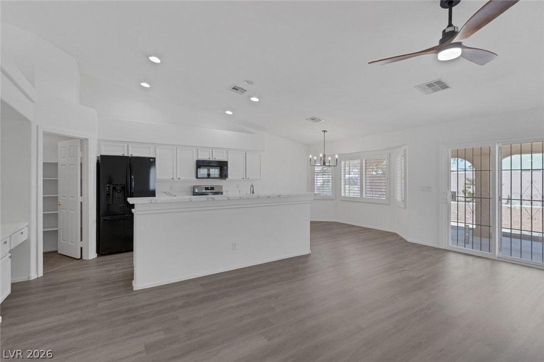 Photo 14 of 48, 5808 Spinnaker Reach Avenue