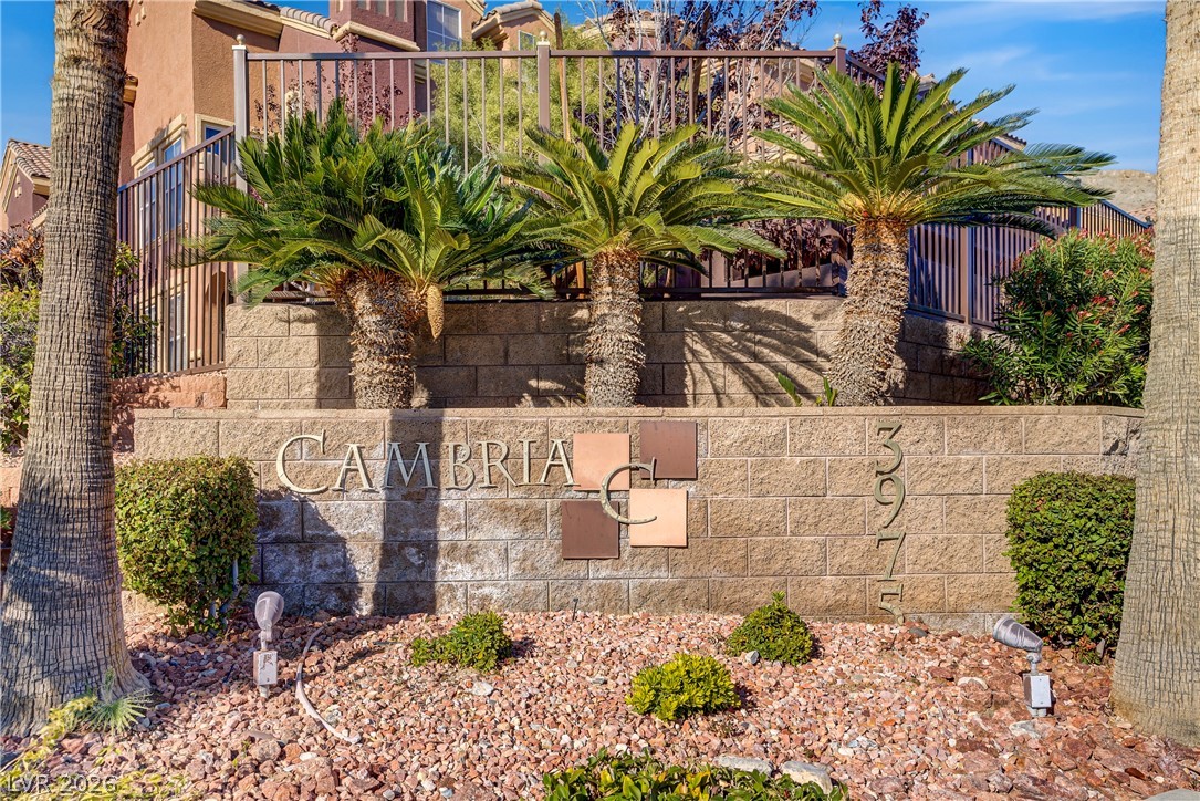 Photo 30 of 32, 3975 N Hualapai Way #167