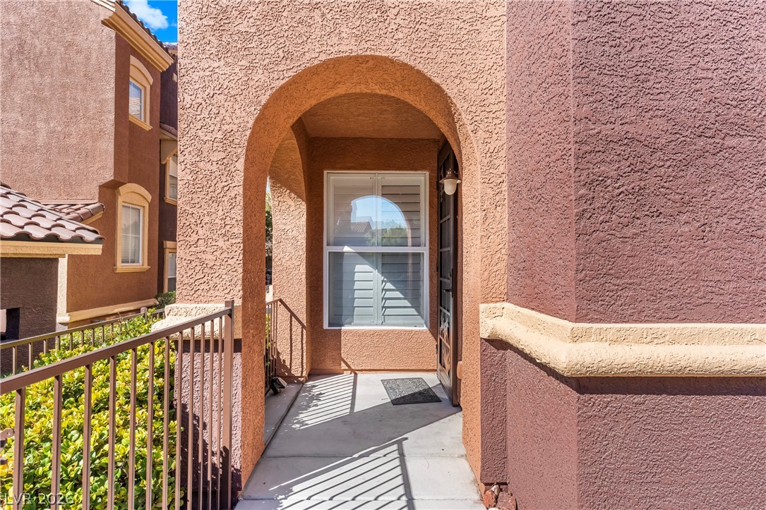 Photo 2 of 3975 N Hualapai Way #167
