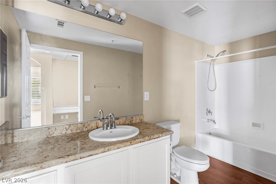 Photo 12 of 32, 3975 N Hualapai Way #167