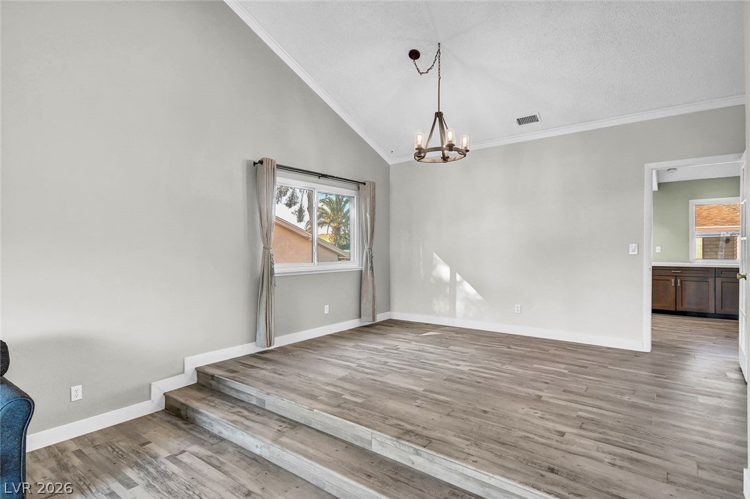 Photo 5 of 1530 Sherri Lane