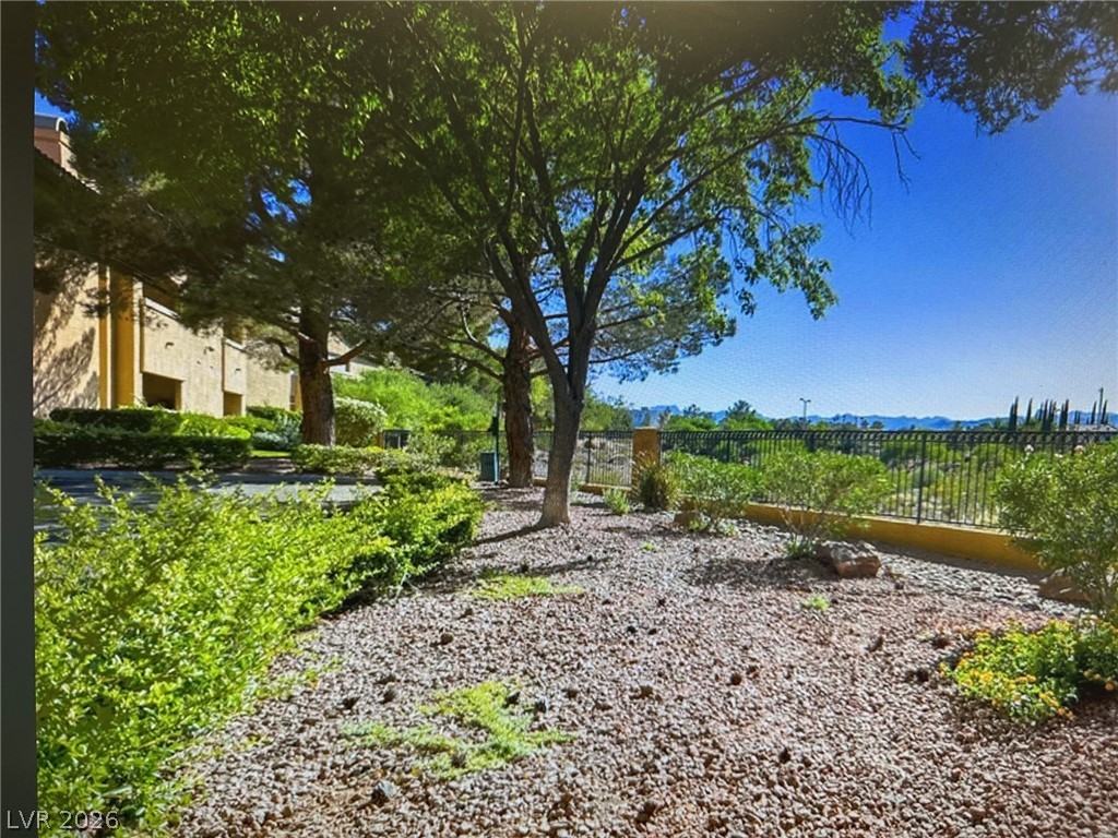 Photo 8 of 8, 8704 S Red Rio Drive #203