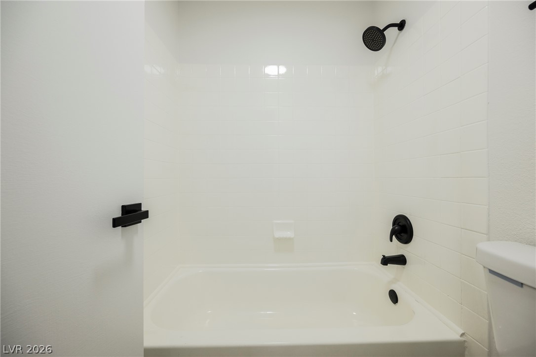 Photo 14 of 17, 5330 Duralite Street #103