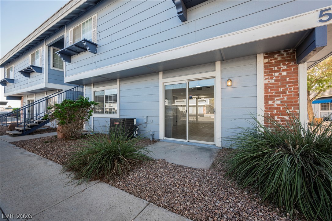 Photo 15 of 17, 5330 Duralite Street #103