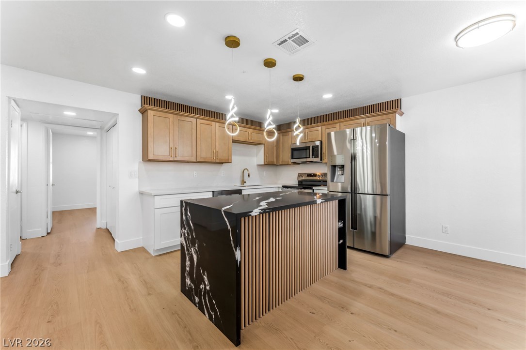 1017 Falconhead Lane #102, Las Vegas 89128