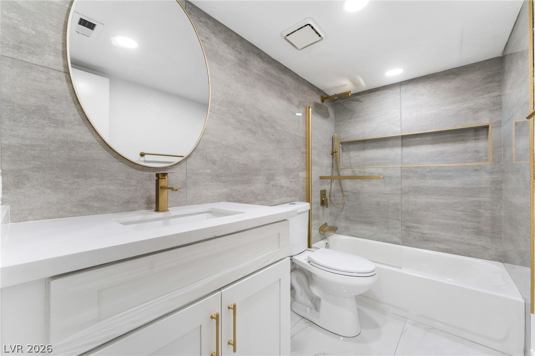 Photo 4 of 1017 Falconhead Lane #102