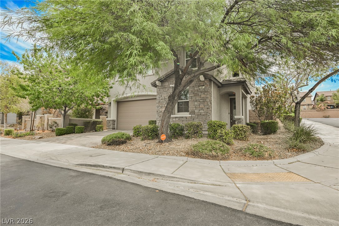 Photo 3 of 937 Estes Cove Avenue