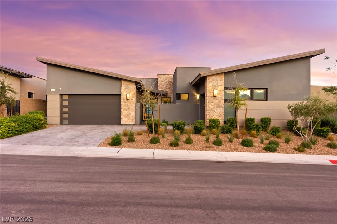 810 Bolide Street, Las Vegas 89138
