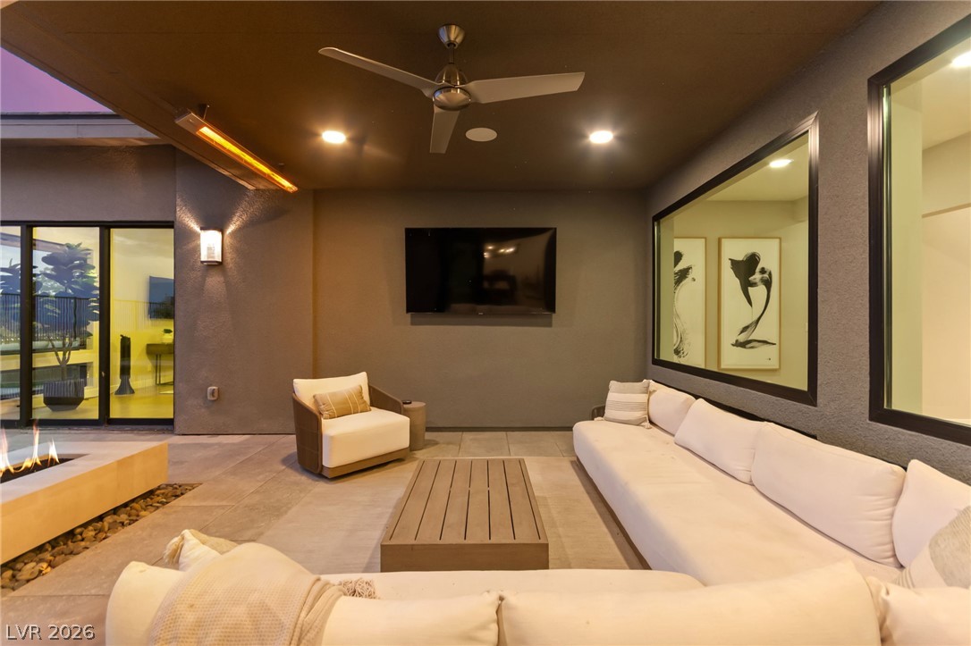 Photo 38 of 73, 810 Bolide Street