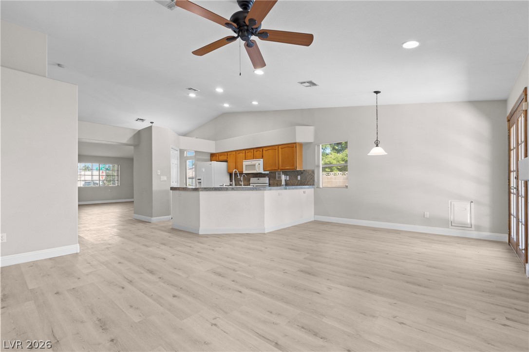 Photo 8 of 44, 7832 Sun Lemon Court