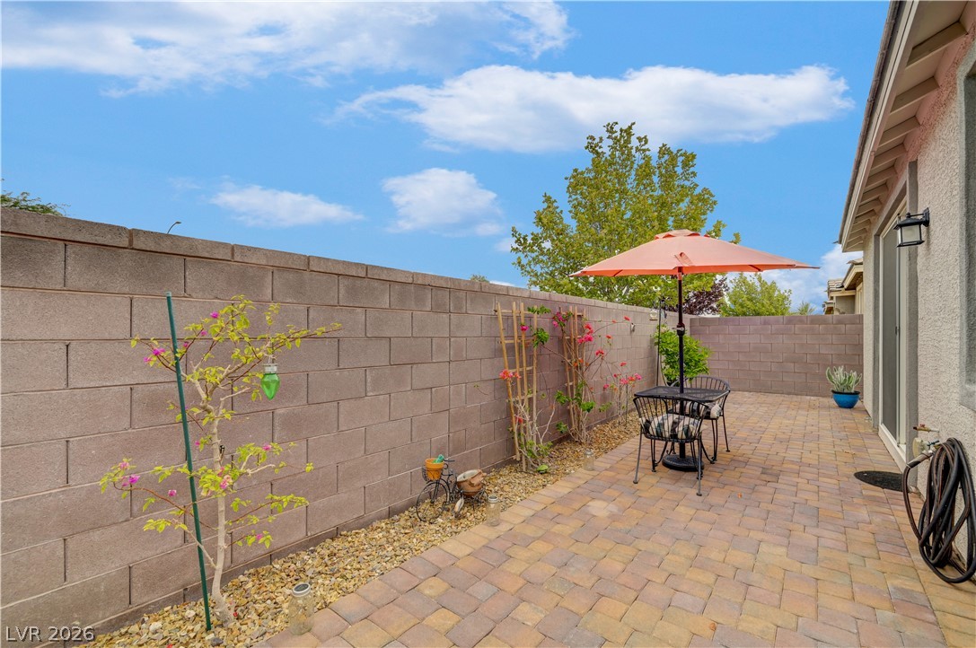 Photo 46 of 64, 1305 Ossa Street