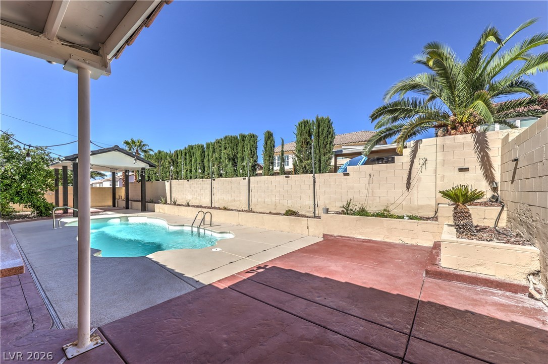 Photo 7 of 34, 6384 Hotchkiss Court
