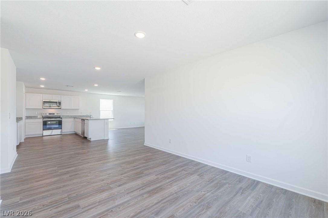 Photo 3 of 664 S Viento Drive