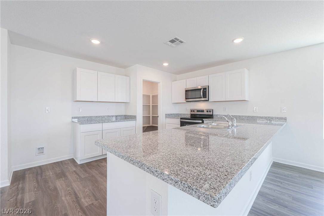 Photo 5 of 664 S Viento Drive