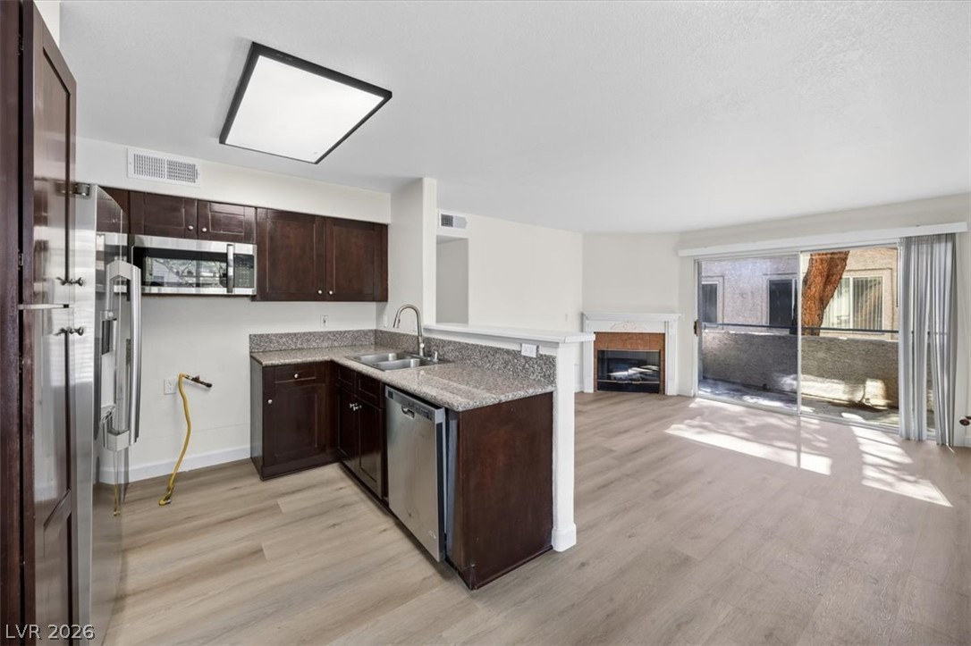 Photo 11 of 34, 3115 Casey Drive #202