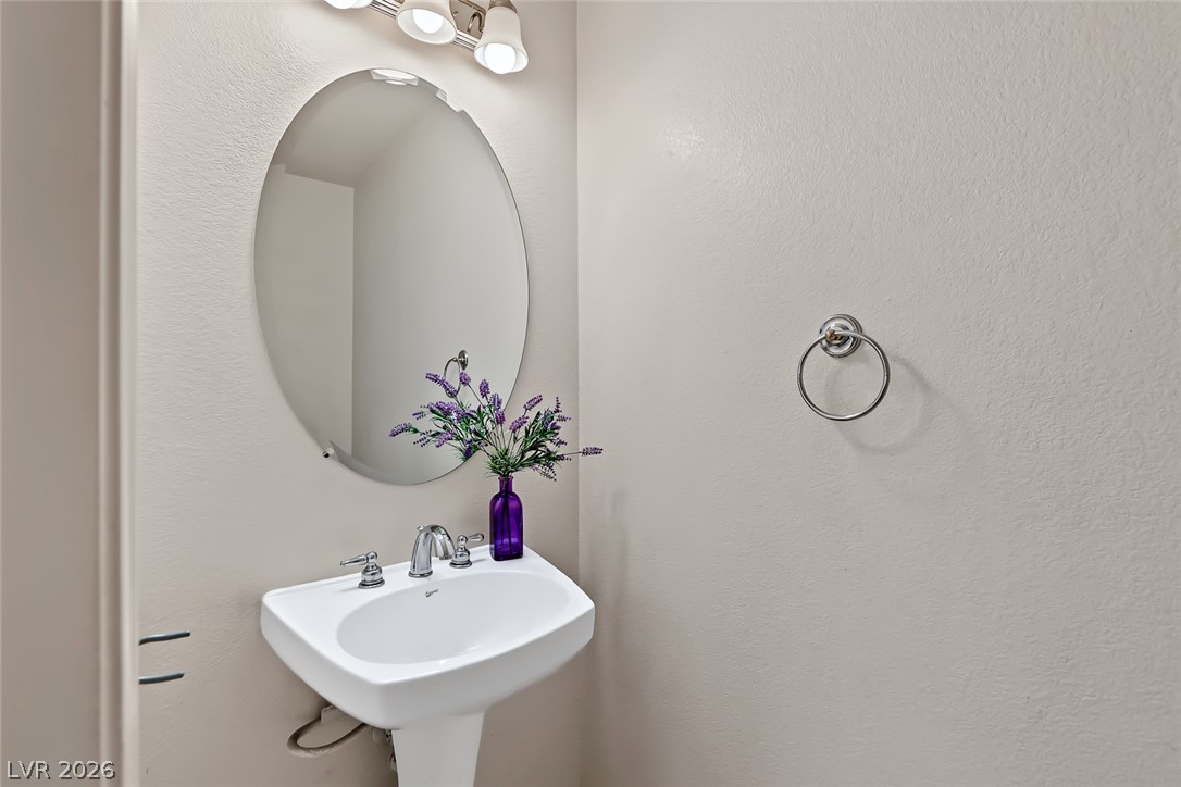 Photo 33 of 37, 5776 Alysheba Court