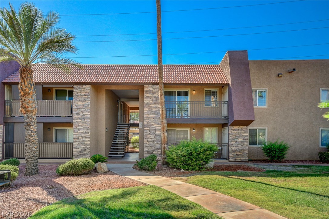 5116 River Glen Drive #228, Las Vegas