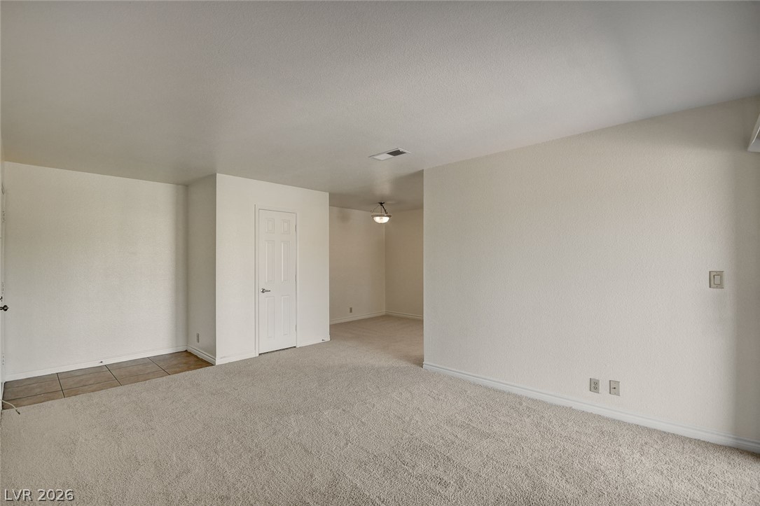 Photo 17 of 47, 5116 River Glen Drive #228