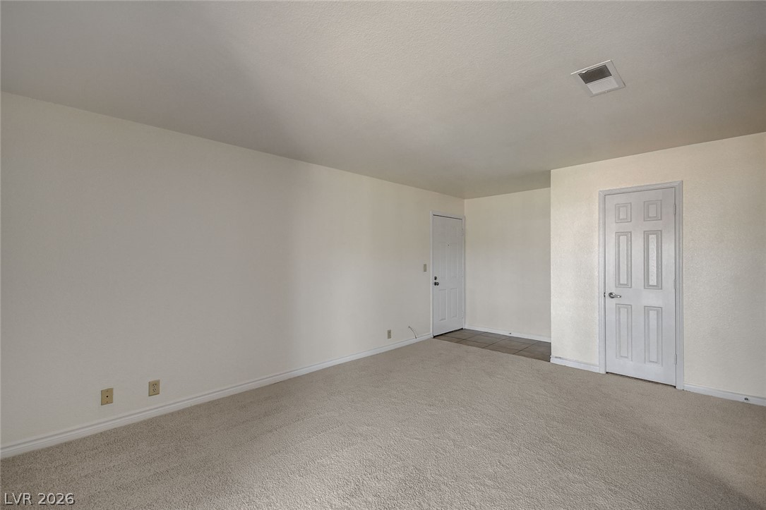 Photo 18 of 47, 5116 River Glen Drive #228