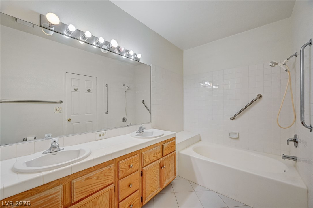 Photo 30 of 51, 5155 W Tropicana Avenue #2016
