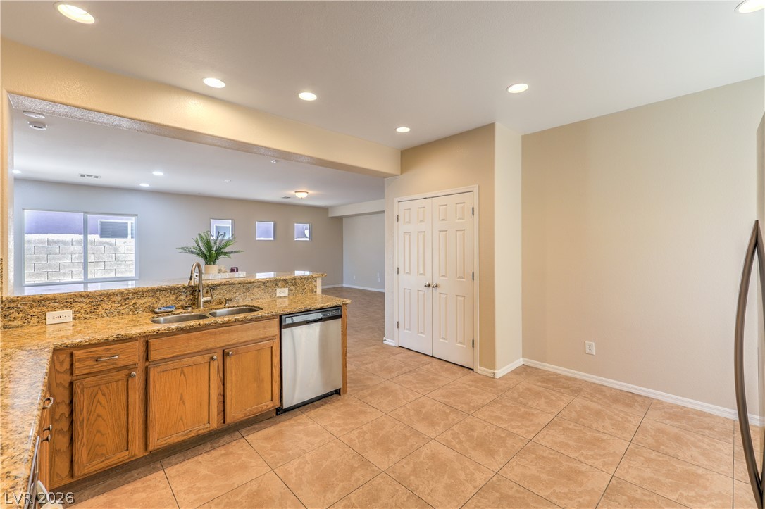 Photo 15 of 43, 2830 Lochbroom Way