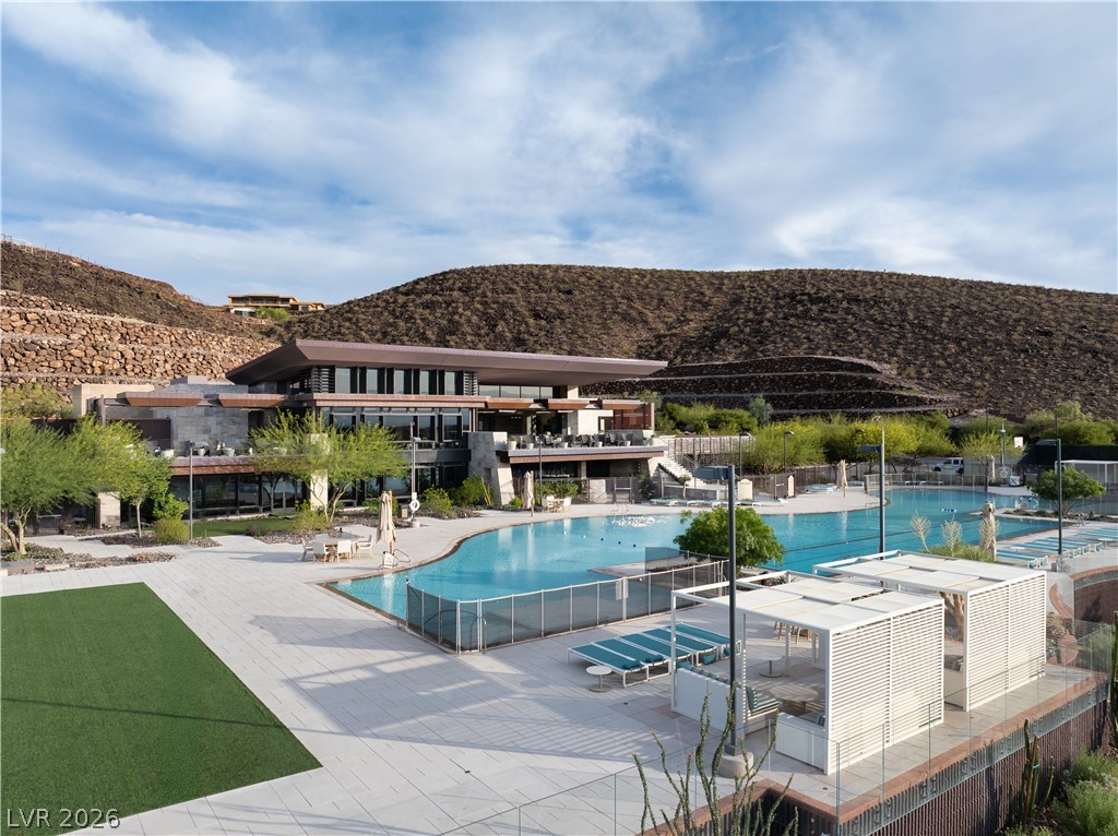 Photo 7 of 10, 16 Kaya Canyon Way #9