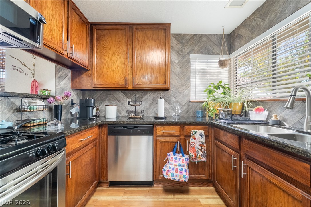 Photo 5 of 8466 Palmada Drive