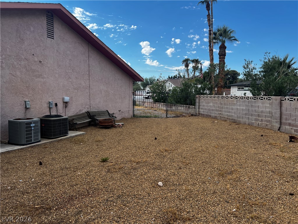 Photo 37 of 57, 6920 Edna Avenue