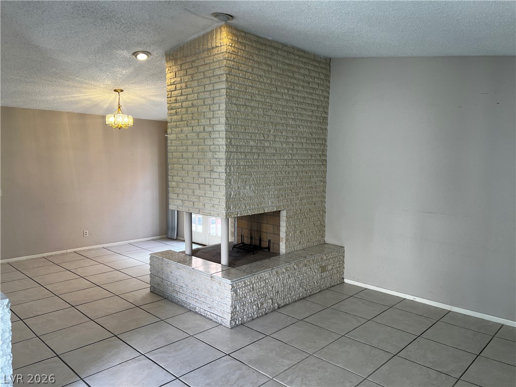 Photo 6 of 57, 6920 Edna Avenue