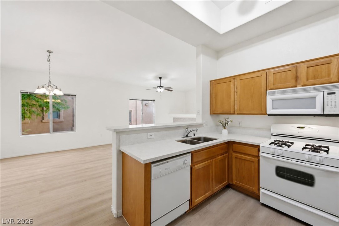 Photo 11 of 31, 8985 S Durango Drive #2164