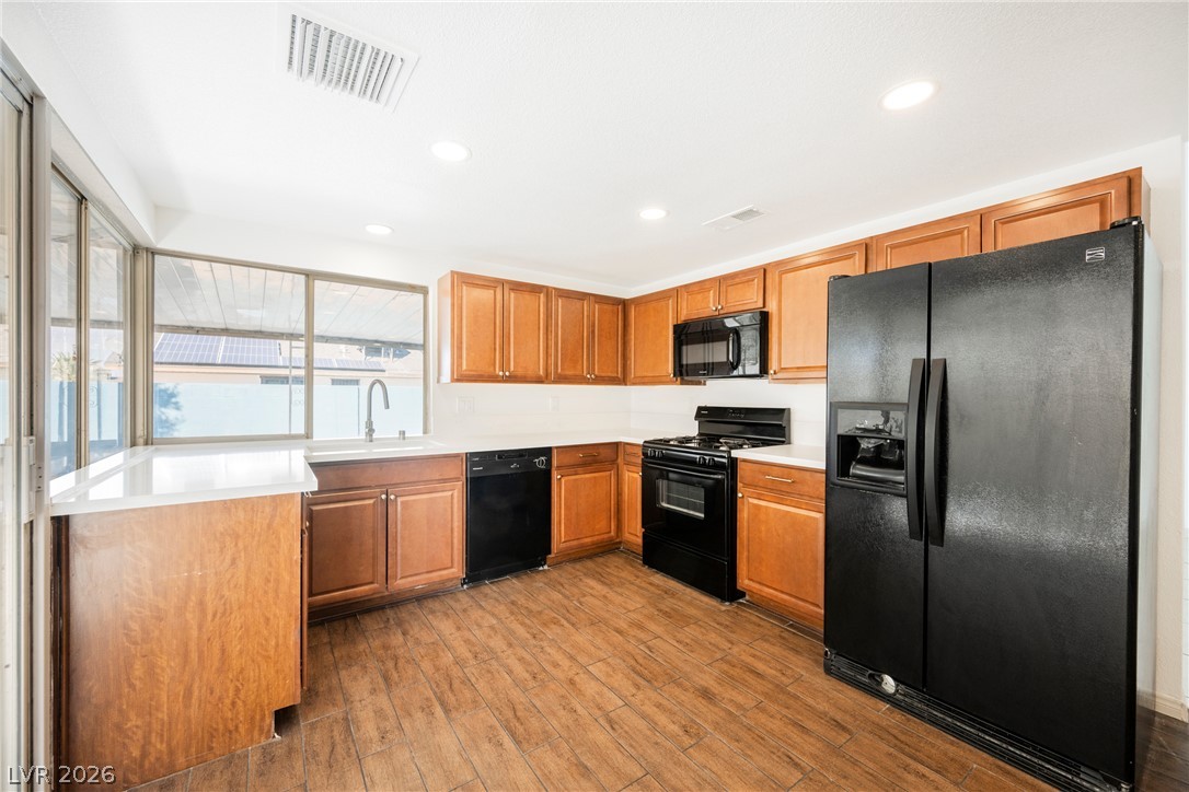 Photo 8 of 21, 2302 Wagonwheel Avenue