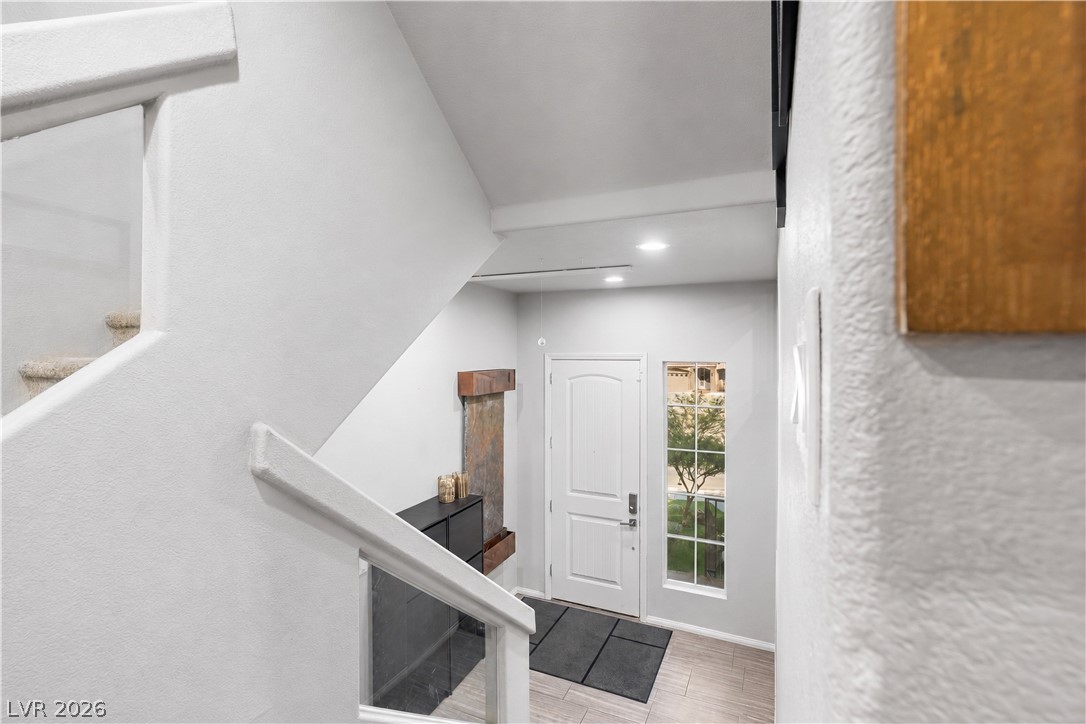Photo 4 of 10749 Aphrodite Street