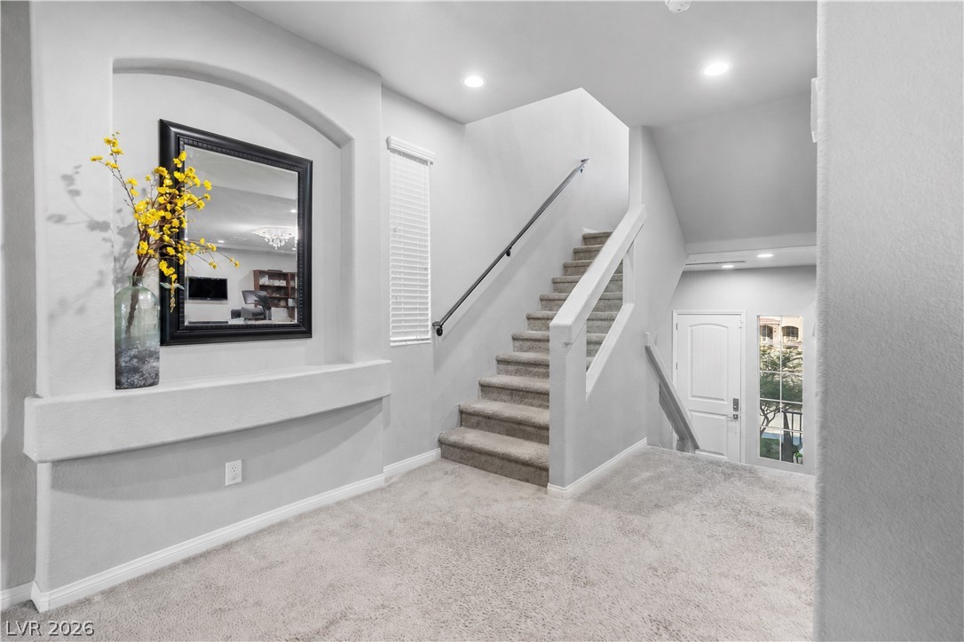 Photo 10 of 93, 10749 Aphrodite Street