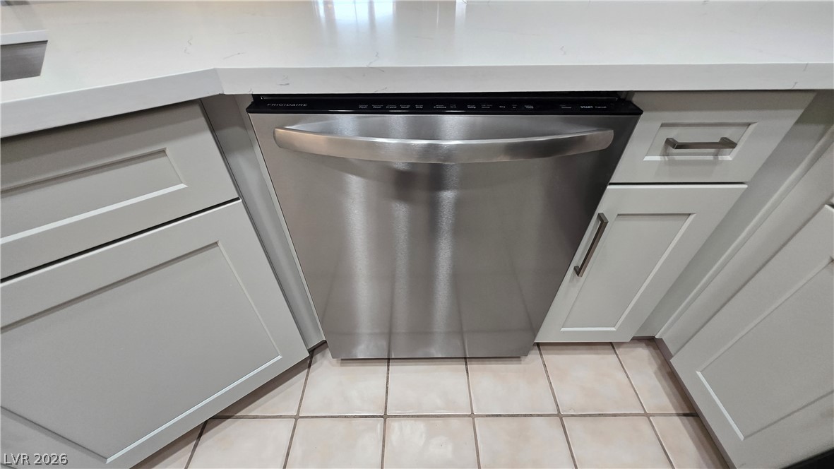 Photo 6 of 37, 3320 S Fort Apache Road #128
