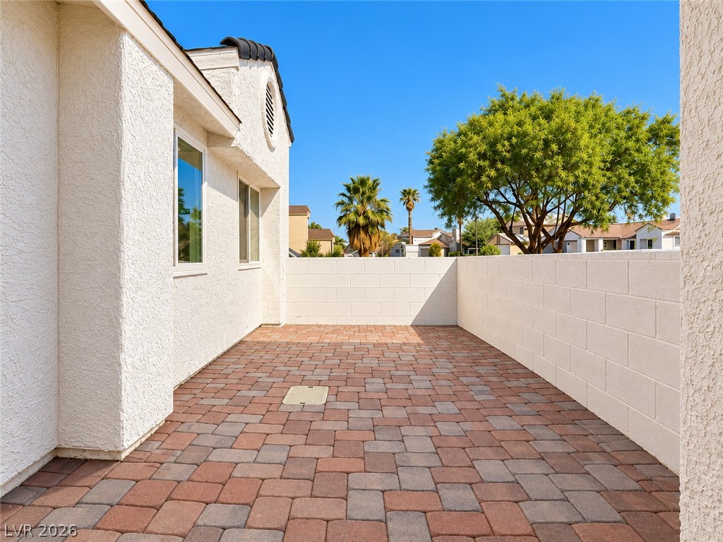 Photo 5 of 7157 Sixshooter Drive