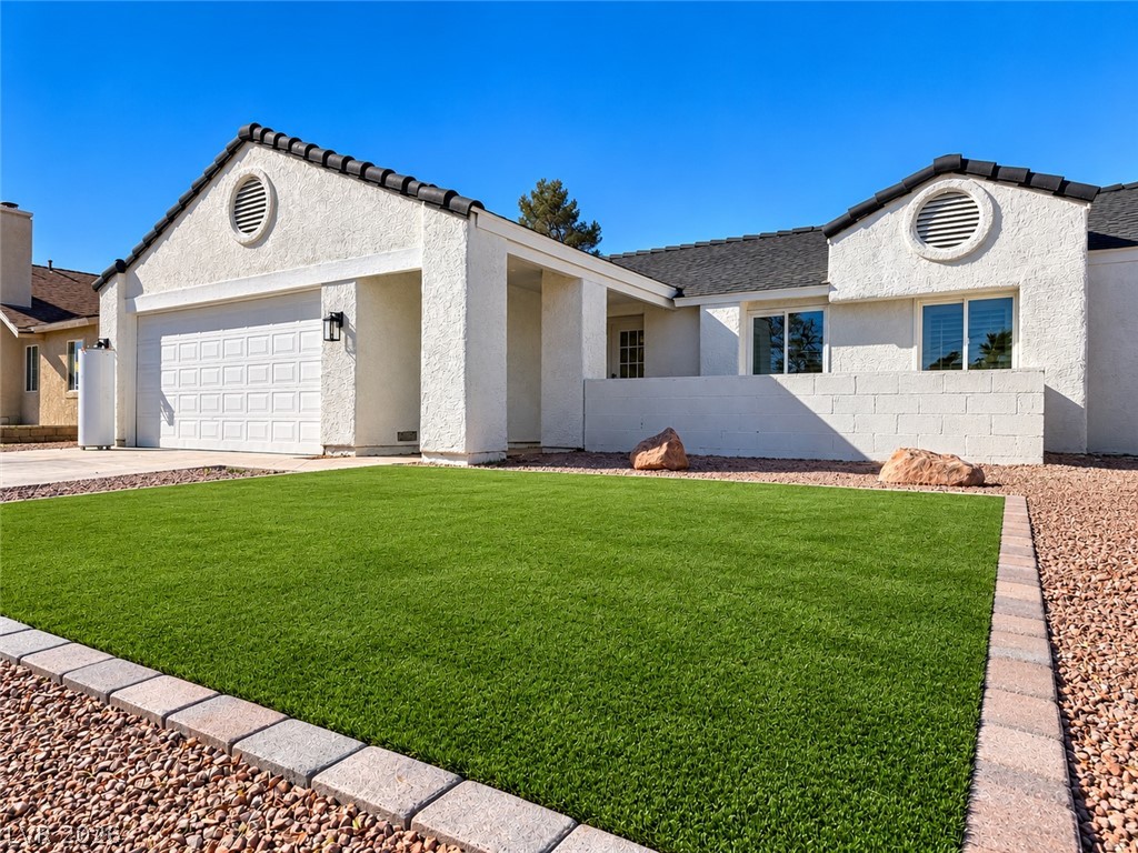 Photo 2 of 7157 Sixshooter Drive