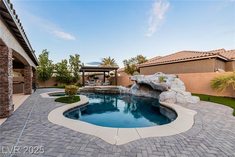 Photo 9 of 44, 7682 Rafter Court
