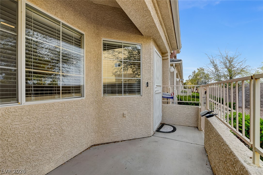 Photo 5 of 1302 Dusty Creek Street