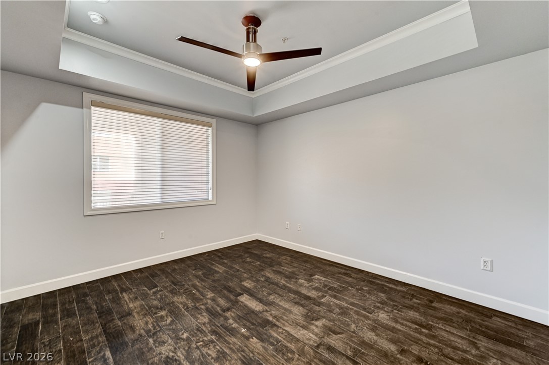 Photo 8 of 35, 75 E Agate Avenue #303