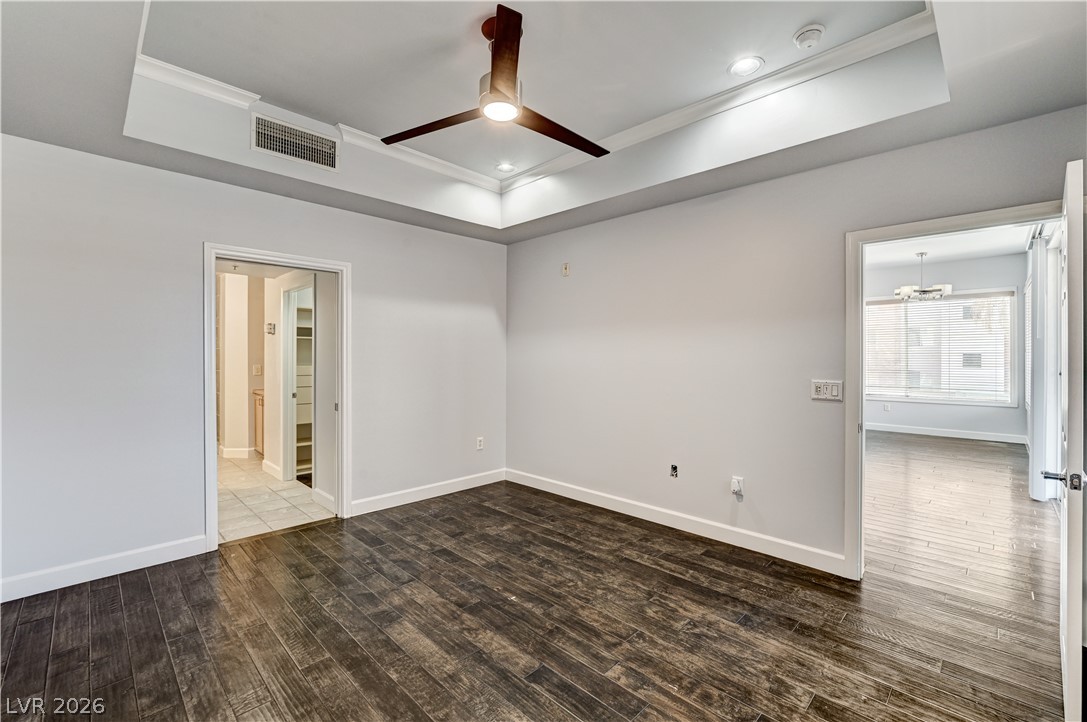 Photo 10 of 35, 75 E Agate Avenue #303