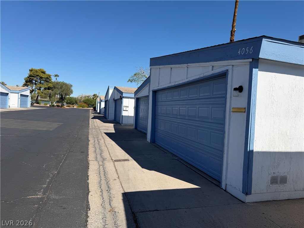 Photo 3 of 4056 Gold Coast Drive
