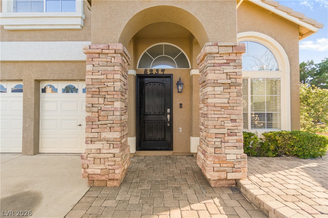 Photo 4 of 8237 Mountain Heather Court