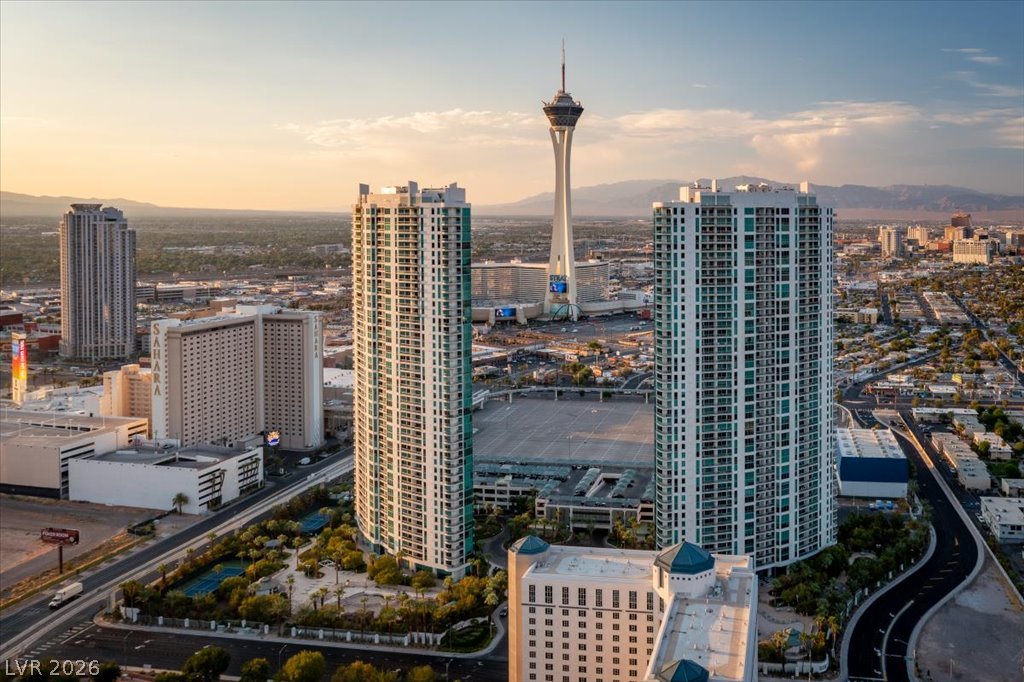 222 Karen Avenue #707, Las Vegas 89109